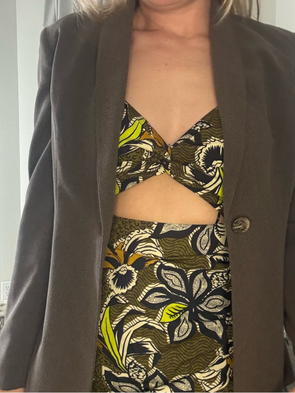 Zara Black and Yellow Floral Cutout Mini Dress - Picture 6 of 11